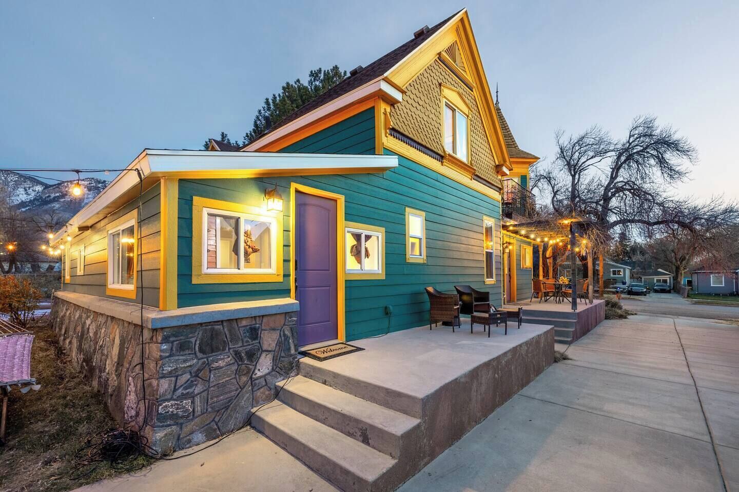 2, Victorian Cottage, 30 off Car