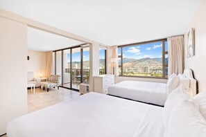 1 bedroom, iron/ironing board, free WiFi, bed sheets - Waikiki Banyan @T2-29th 2Double Beds NEW Renovated (Honolulu)