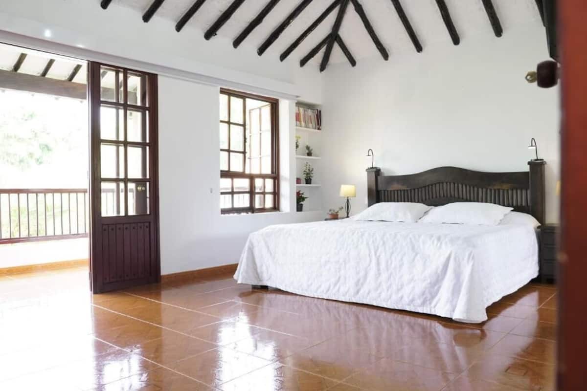 1 habitación, cortinas blackout y wifi gratis