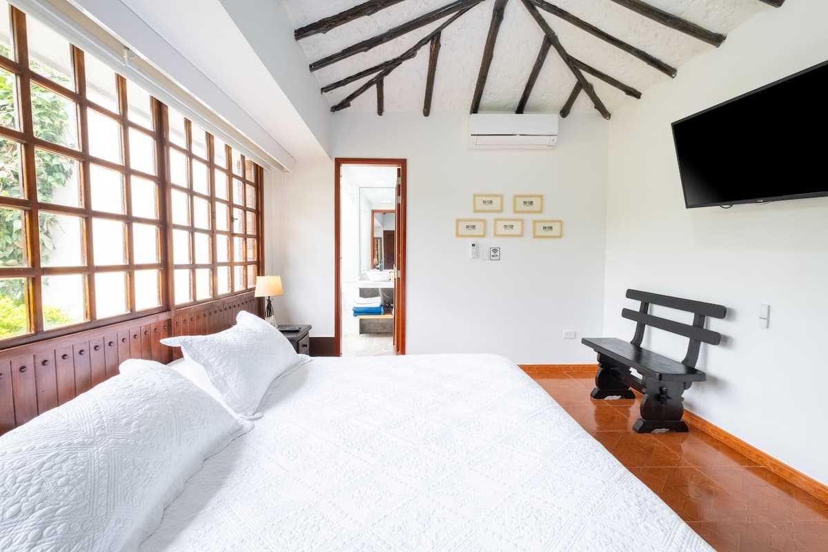 1 habitación, cortinas blackout y wifi gratis