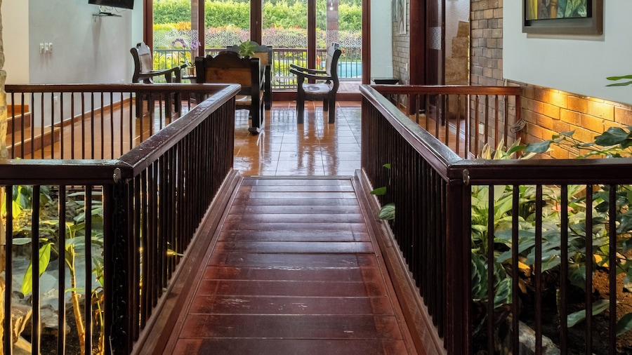 Hotel Chalet El Castillo by Majuva