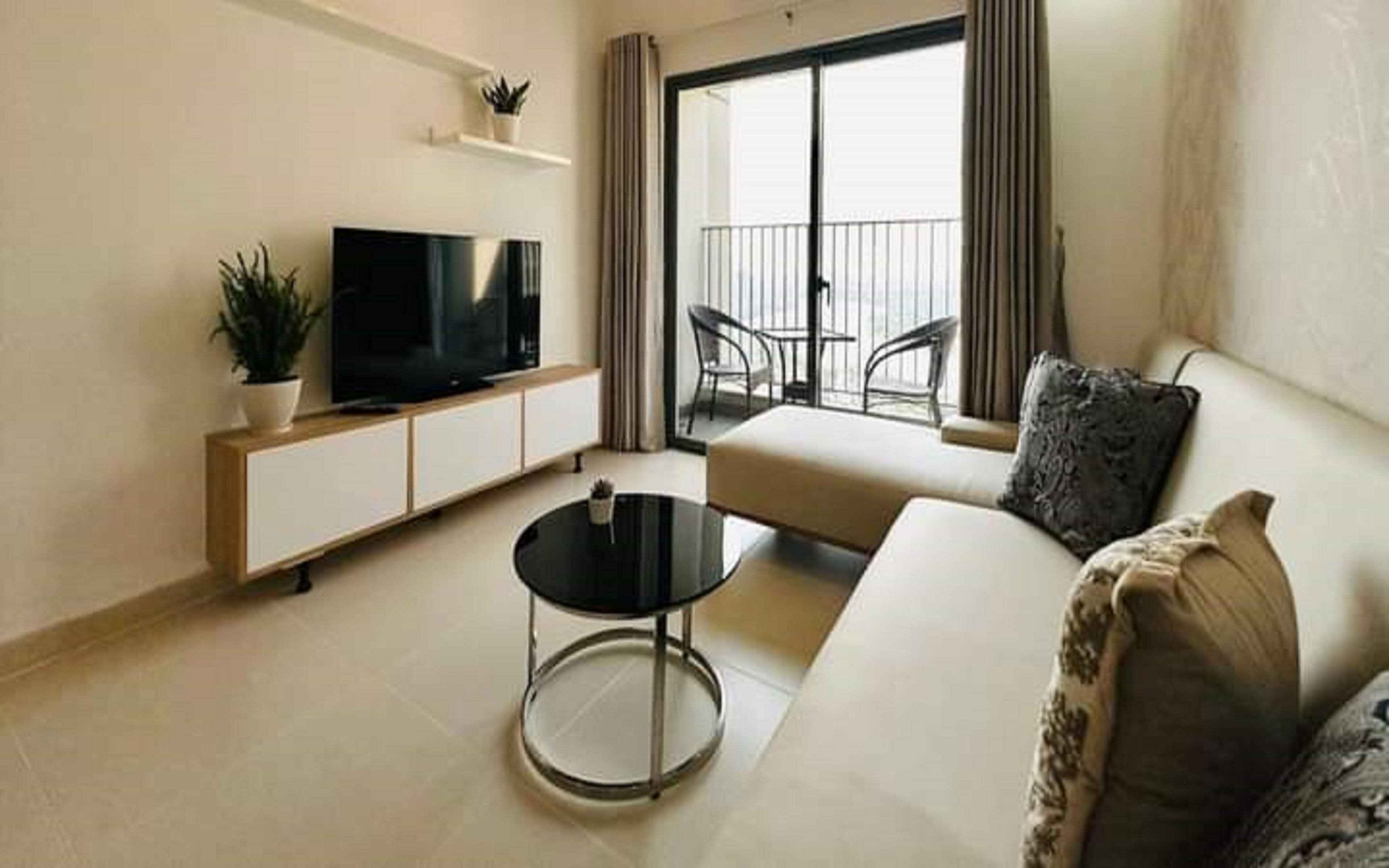 Egyptian cotton sheets, premium bedding, down comforters