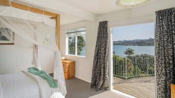 2 slaapkamers, een strijkplank/strijkijzer, wifi, beddengoed