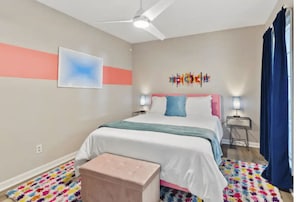 4 quartos, ferros/tábuas de passar roupa, Wi-Fi, roupa de cama