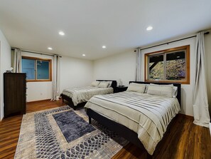 4 Schlafzimmer, Bügeleisen/Bügelbrett, kostenloses WLAN, Bettwäsche
