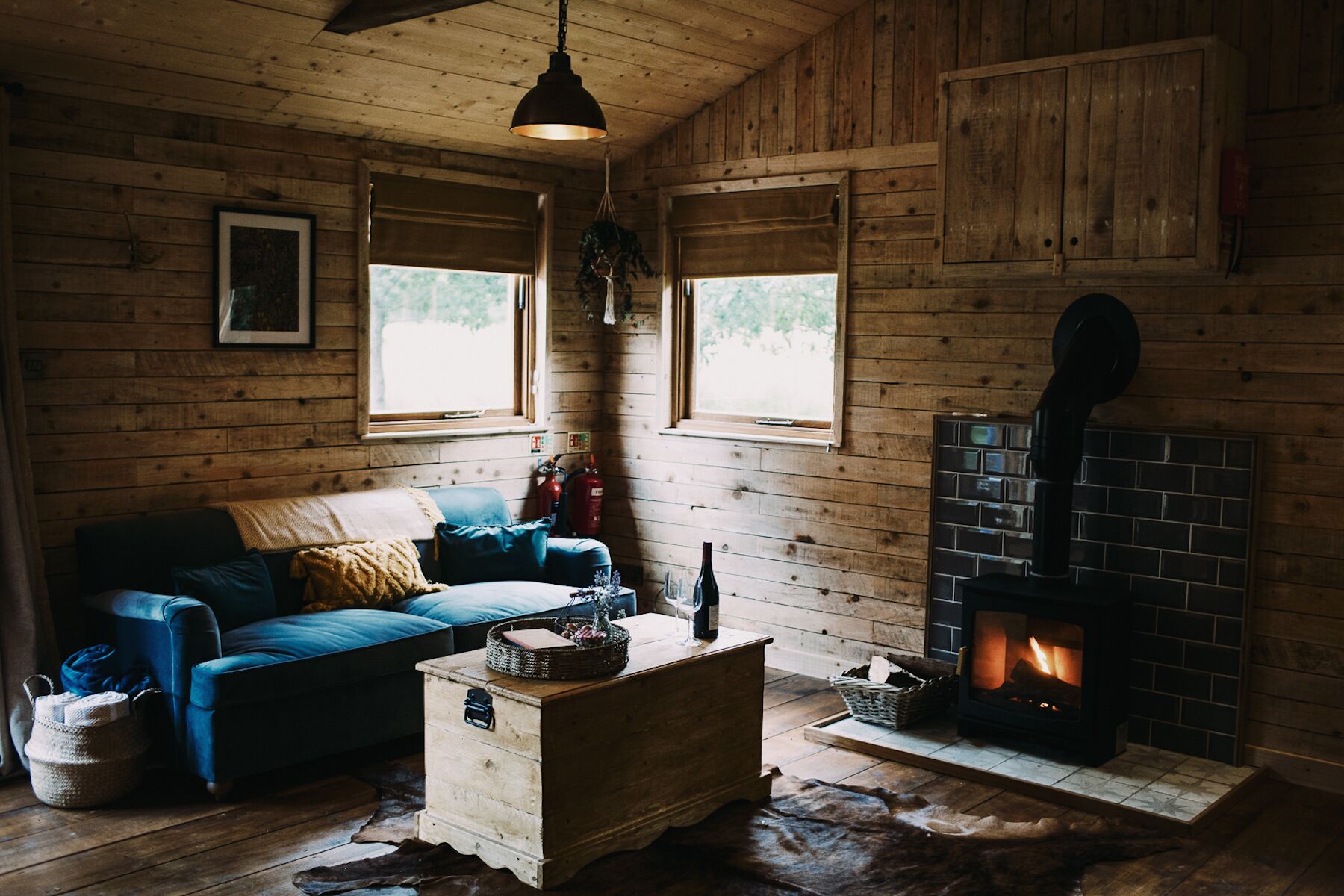 Hideaway 1 - Rural Cabin - Essex