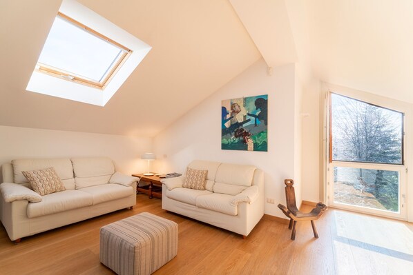 Appartement | Woonruimte | Televisie