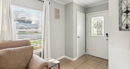 Charming 3 bedroom 2 bath home in Nederland