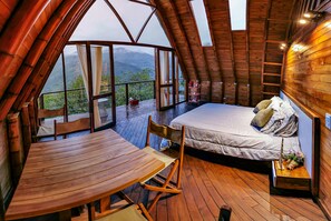 Deluxe Cabin, Balcony, Mountain View | 1 bedroom, down comforters, minibar, individually decorated - Glamping corazón del Molino (Ubaque)