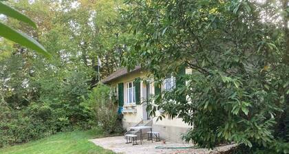 2 Bedroom Private vacation home in Auffargis