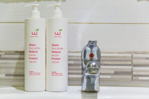 Bathroom amenities - Ventaglieri Studio Apartment (Naples)