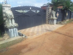 Enceinte de l’hébergement