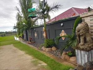 Enceinte de l’hébergement