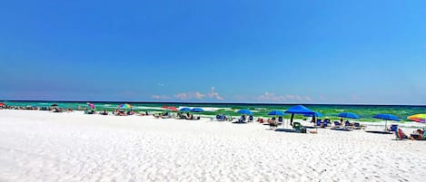 Condo, 1 trĂšs grand lit (Sandy Pointe #211- Bream Island) | Plage