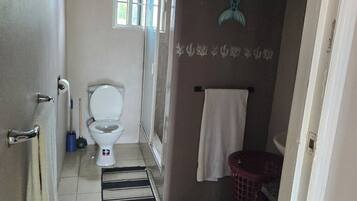 Towels, soap, shampoo