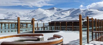 Valle Nevado - Amazing Views with Private Balcony (3 min walk from SKI base)