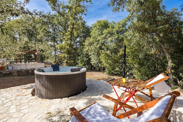 Bain à remous extérieur