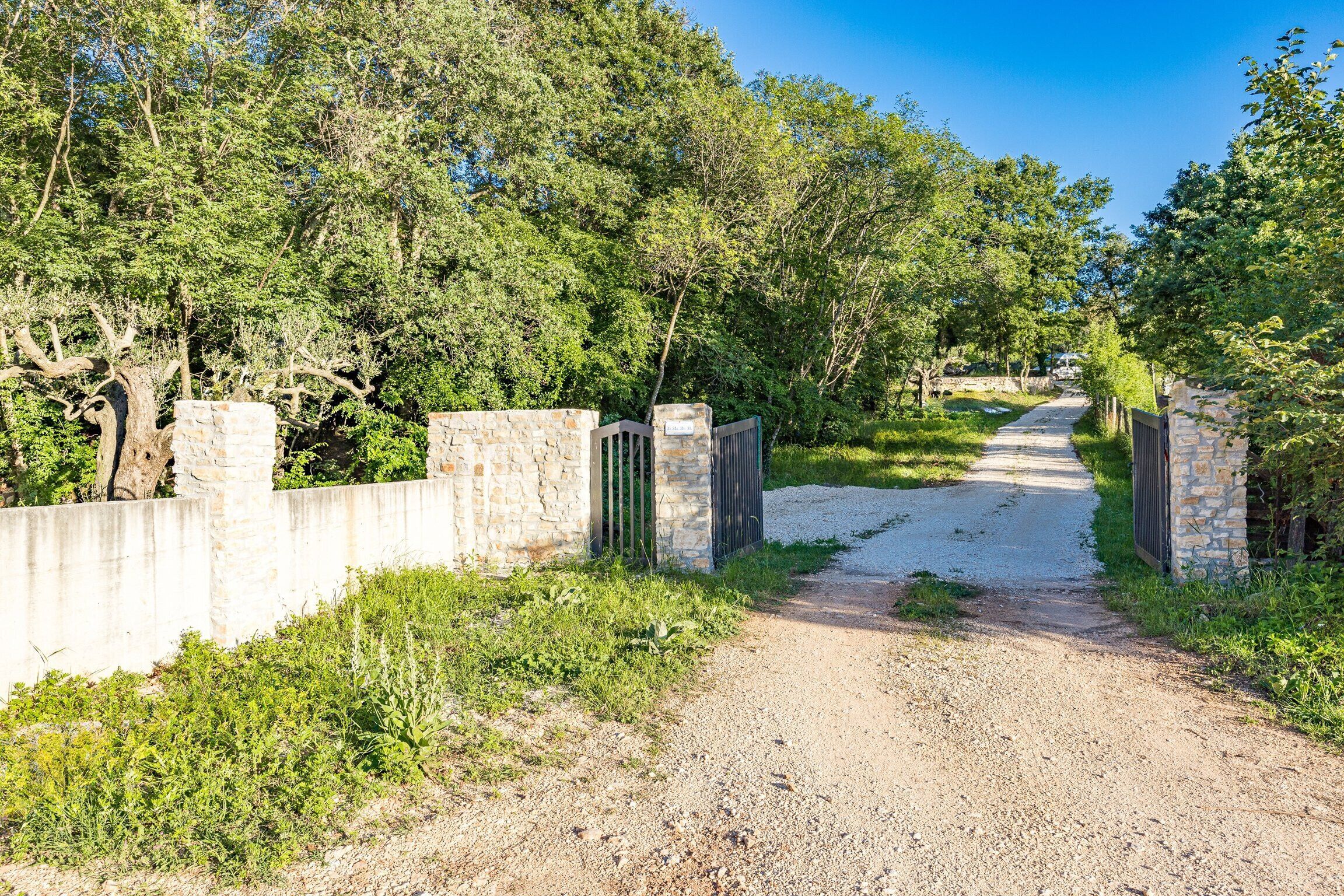 Enceinte de l’hébergement