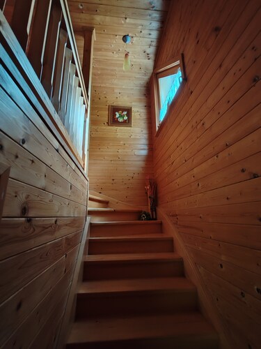 Janez Rooms in beautiful nature with hiking paths