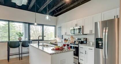Probably On Broadway, Cozy Nashville Condo