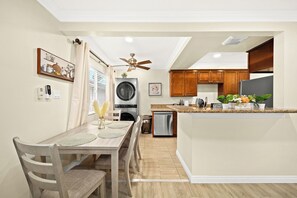 Dining - Cozy Hideaway Close To Downtown LA (Alhambra)