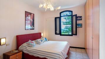 1 camera, ferro/asse da stiro, Wi-Fi gratuito, lenzuola