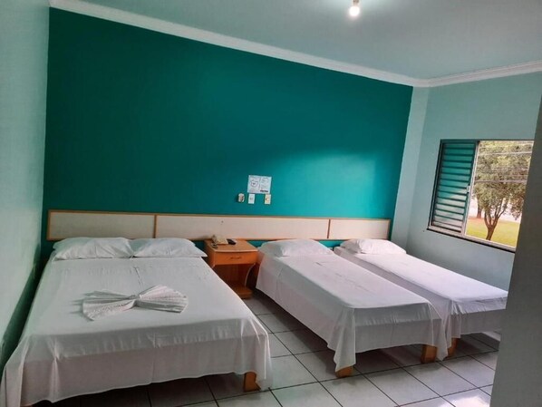 Standard Quadruple Couple + 2 Single