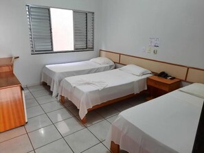 Standard Quadruple Couple + 2 Single | Wifi gratis