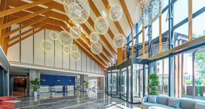 Holiday Inn Express Wuxi East Station by IHG