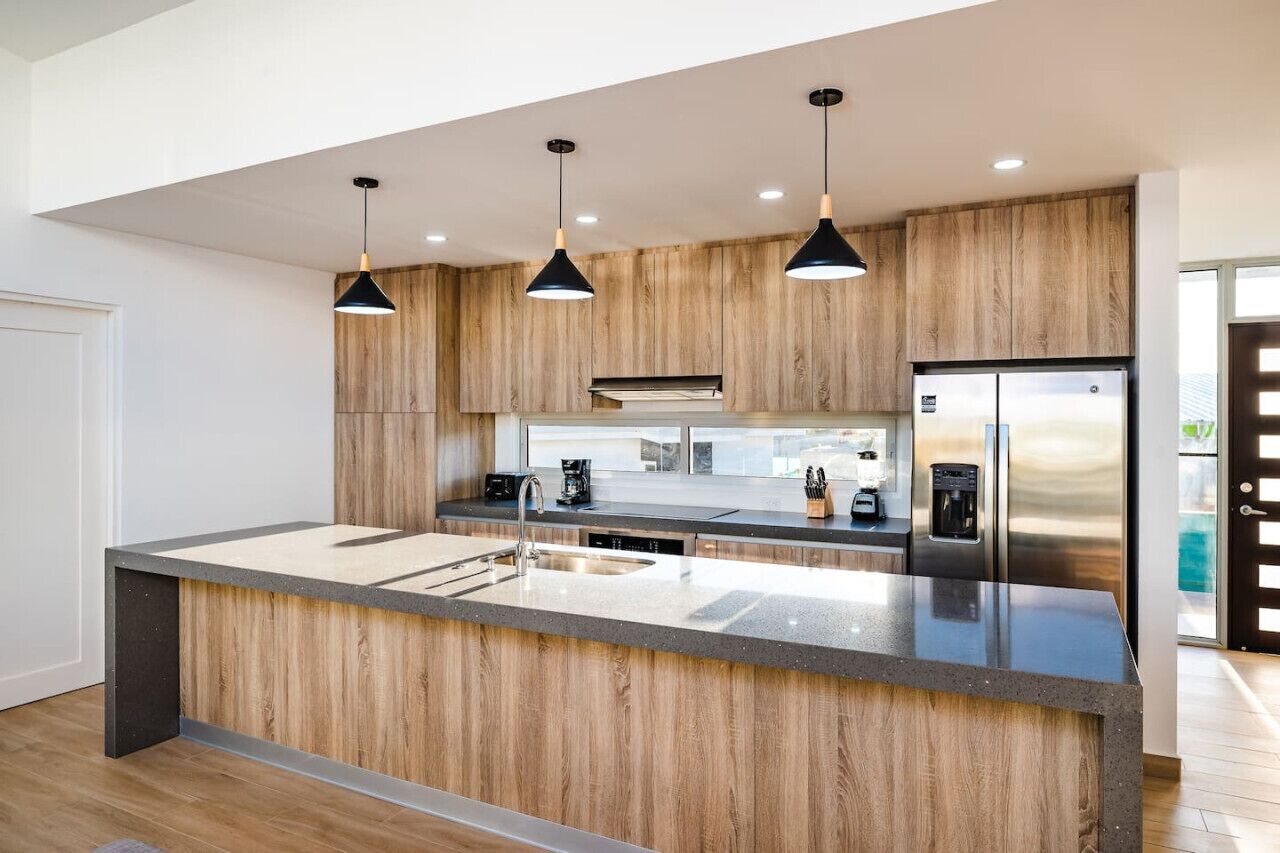 雪櫃、微波爐、焗爐、爐具