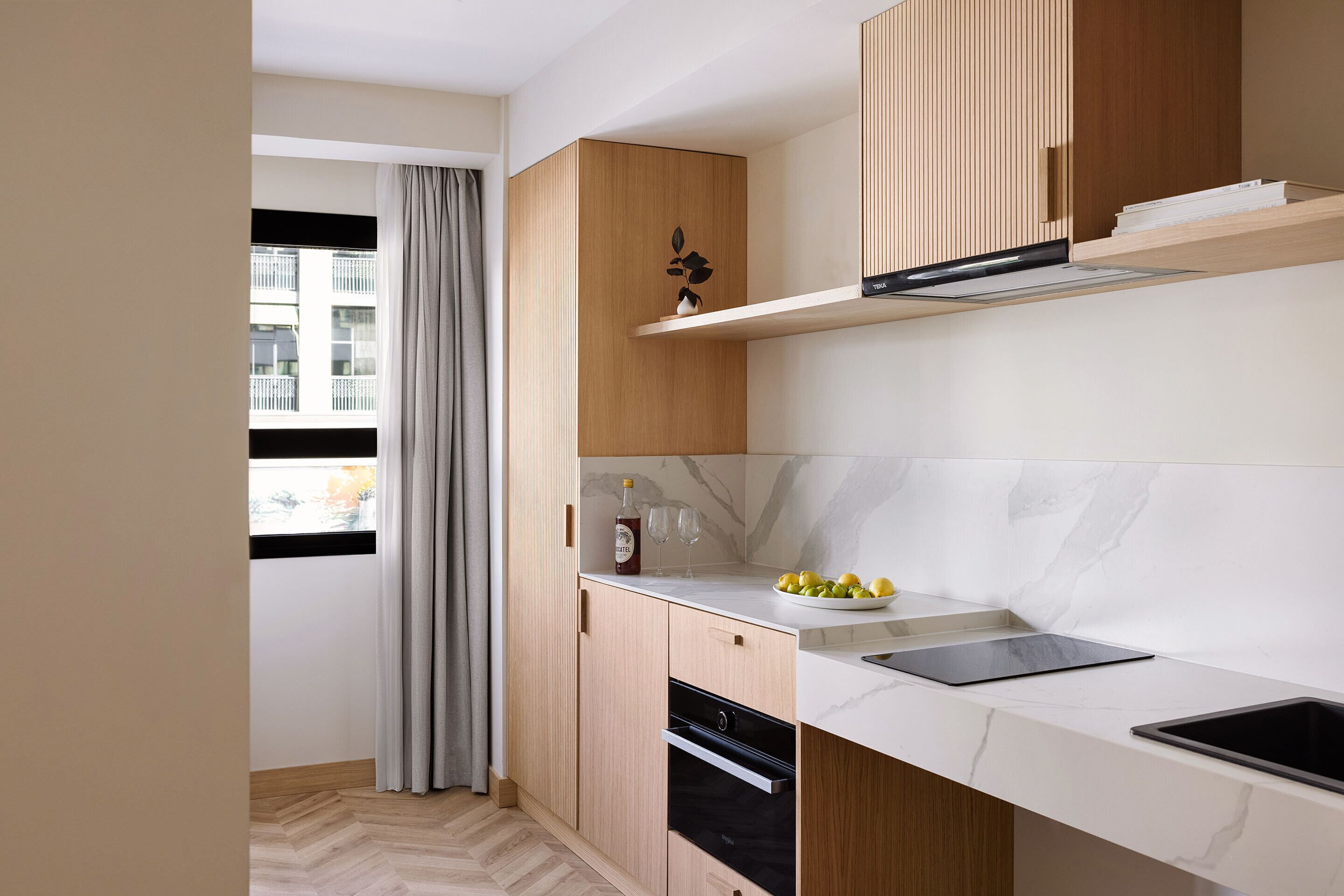 Studio Confort | Cuisine privée | Mini réfrigérateur, micro-ondes, four, plaque de cuisson