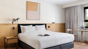 Studio – comfort | Safe på rommet, individuelt dekorert og individuelt innredet