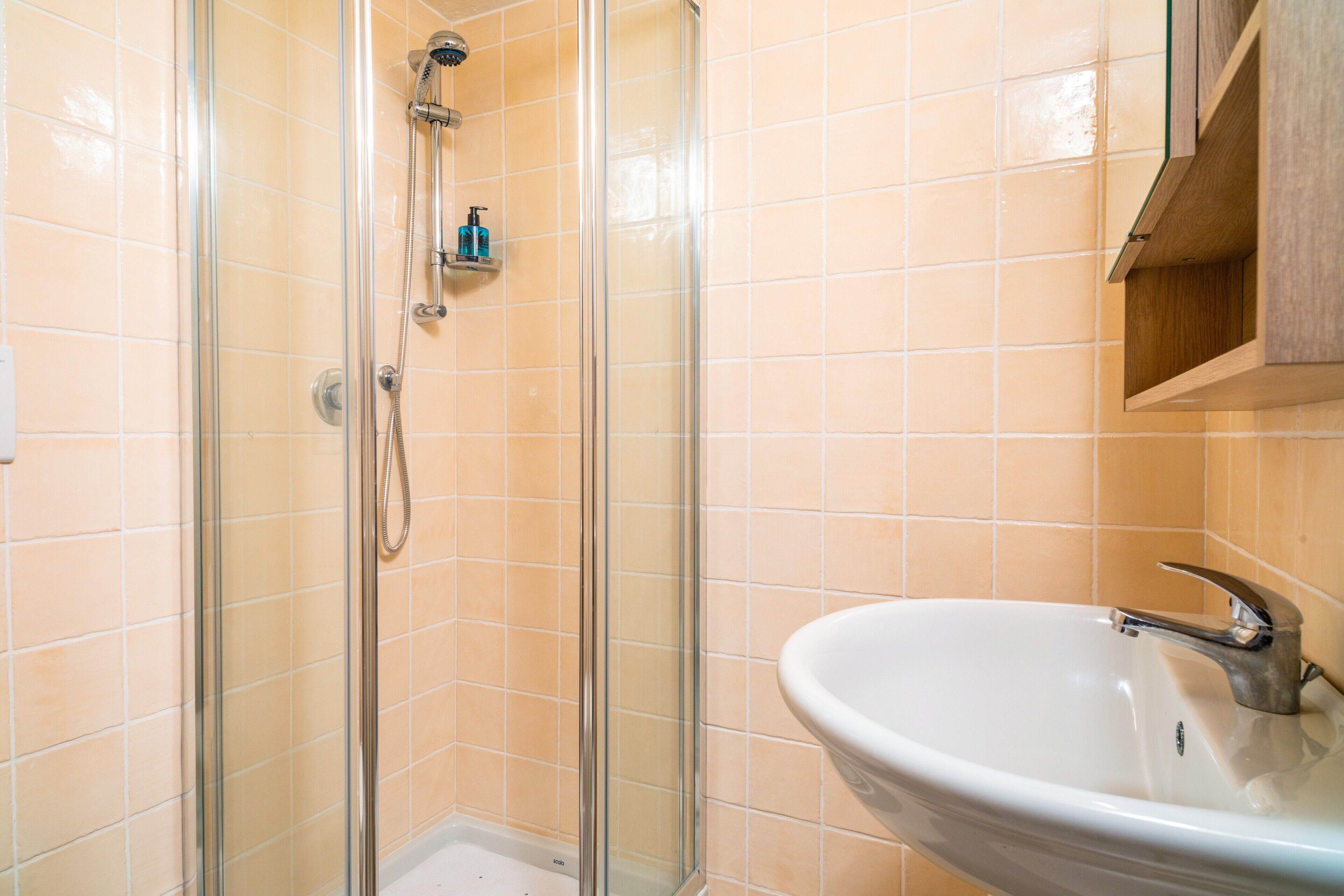 Doccia, asciugacapelli, asciugamani