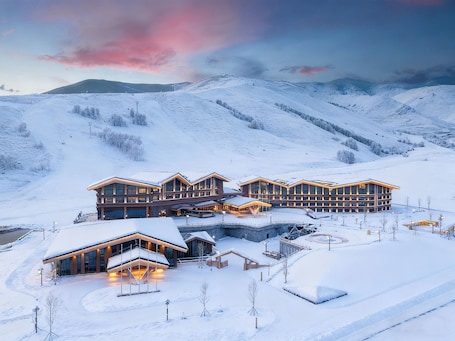 Extérieur. Holiday Inn Resort Kanas Hemu by IHG