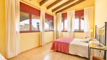 2 camere, ferro/asse da stiro, Wi-Fi gratuito, lenzuola