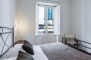 Departamento | 1 habitación, cunas y ropa de cama 