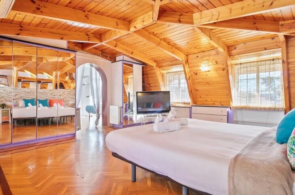 7 chambres, accès au Wi-Fi (inclus), literie fournie