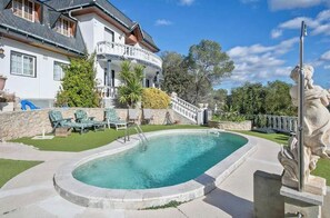 Pool - Holiday Home 'Villa Noemi 1954' with Private Pool, Wi-Fi and Air Conditioning (Olivella)