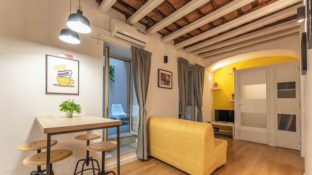 Unclassified image, 1 of 18, button - Casa Abbanniata a Ballaro' by Wonderful Italy (Palermo)