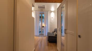 Apartamento | 3 dormitorios, escritorio, espacio para trabajar con un portátil