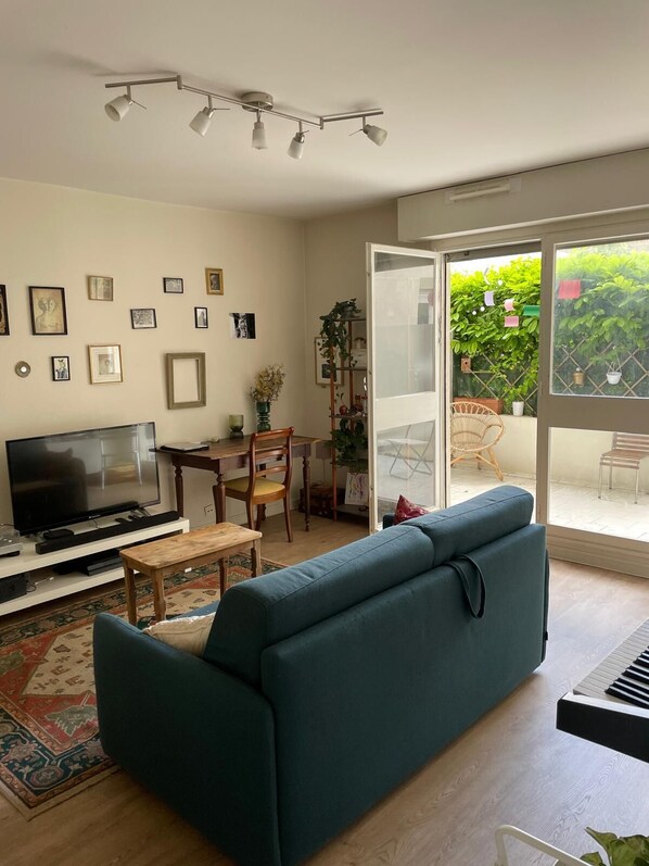 Living area - Apartment with terrace, Paris 19th and 20th, perfect for the Olympic Games (Paris)