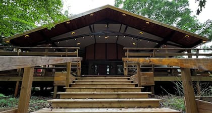 Comfortable cabin in the mountains of North Carolina, located near TIEC.
