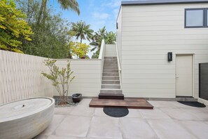 Terrace/patio - Private Del Mar Casita Guest House - Ocean Views, Blocks from Downtown & Beach (Del Mar)