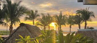 San Carlos Surf Resort & Eco Lodge