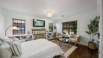 3 Schlafzimmer, Reisekinderbett, WLAN, Bettwäsche