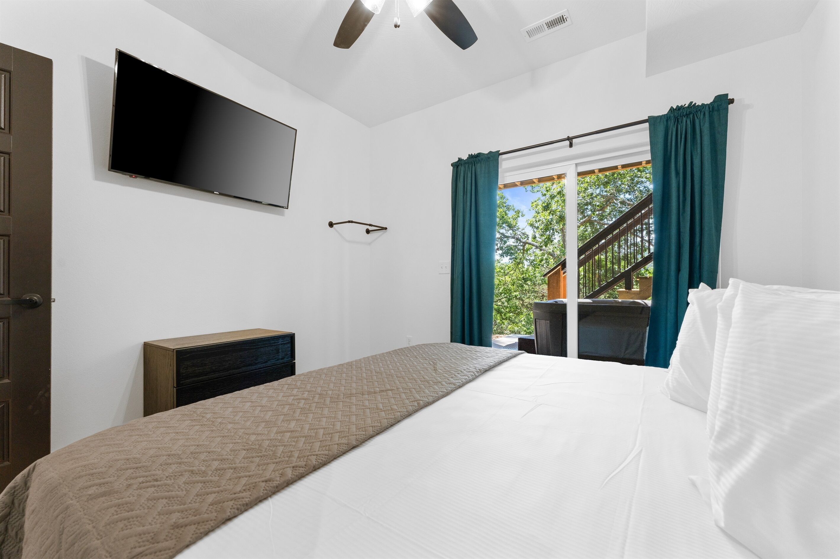 4 Schlafzimmer, kostenloses WLAN, Bettwäsche