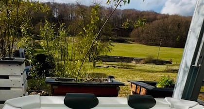 Luxus Private Suite mit Sauna, Effektkamin und Terrasse