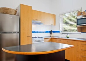 Microonde, forno, piano cottura