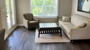 Smart TV, fireplace, offices