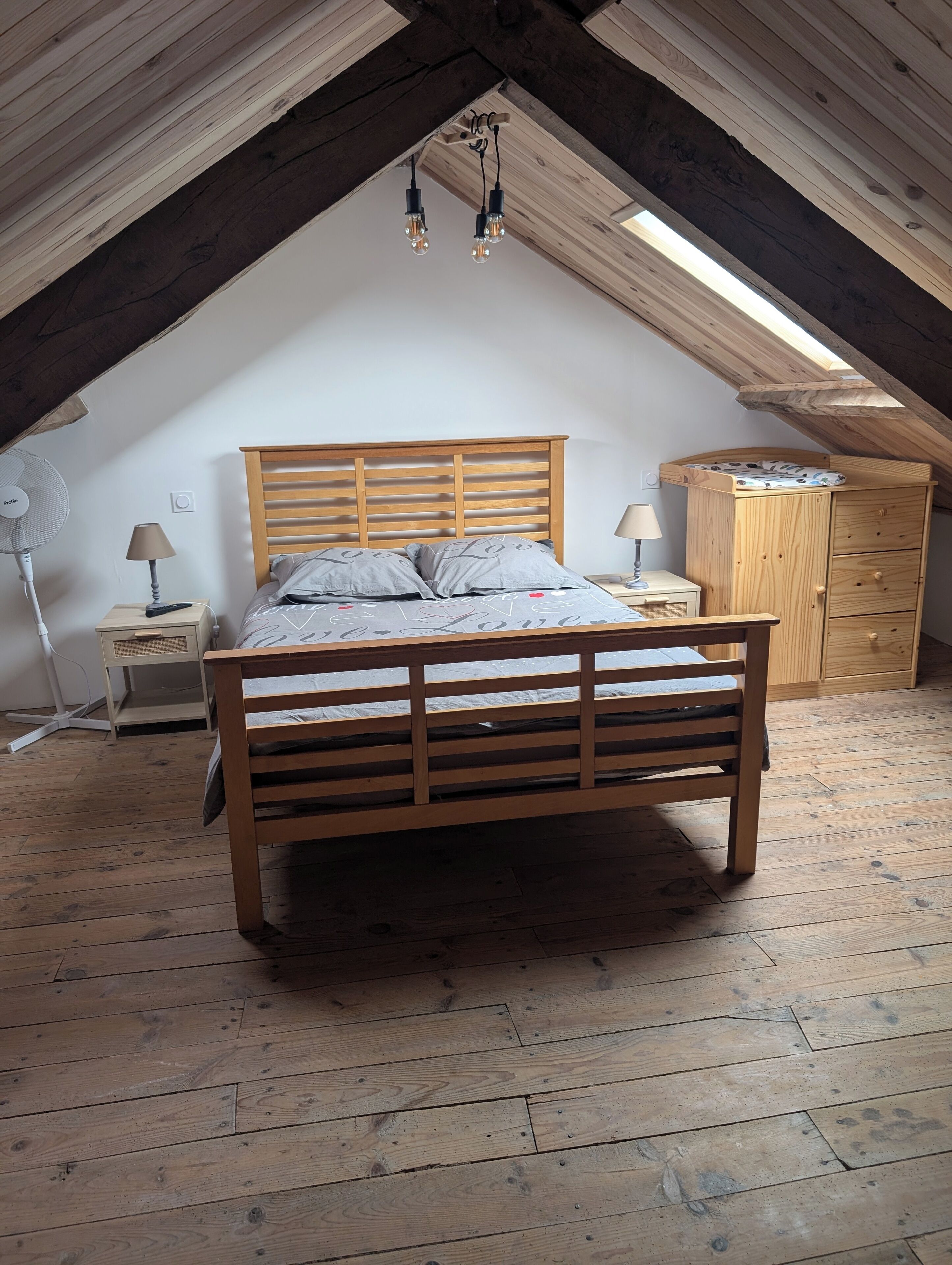 2 bedrooms, iron/ironing board, travel crib, bed sheets